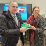 Donazione Bandiera alla Scuola Primaria Edmondo de Amicis